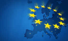 Sterne der EU-Flagge ber den Umrissen der europischen Lnder