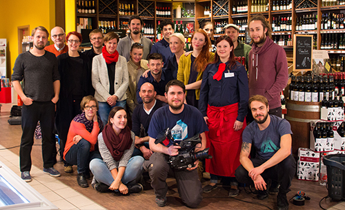 Gruppenfoto der gesamten Filmcrew