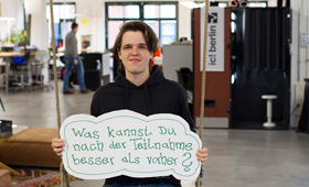 Ren K. in seinem Ausbildungsbetrieb