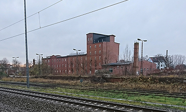 Die Rolandmühle, vom Bahnhof aus gesehen Die Rolandmühle, vom Bahnhof aus gesehen