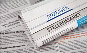 Tageszeitung mit Stellenanzeigen