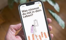 Hand mit Smartphone Hand mit Smartphone